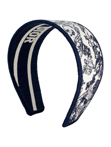 check and Dior headband